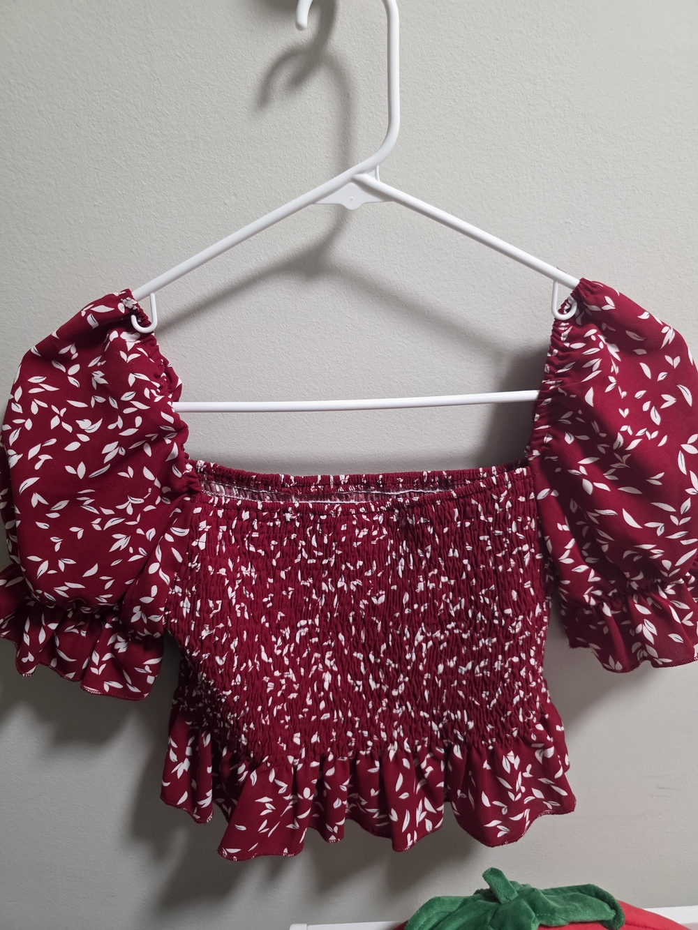 SHEIN Red Smocked Off-Shoulder Crop Top with White Leaf Print